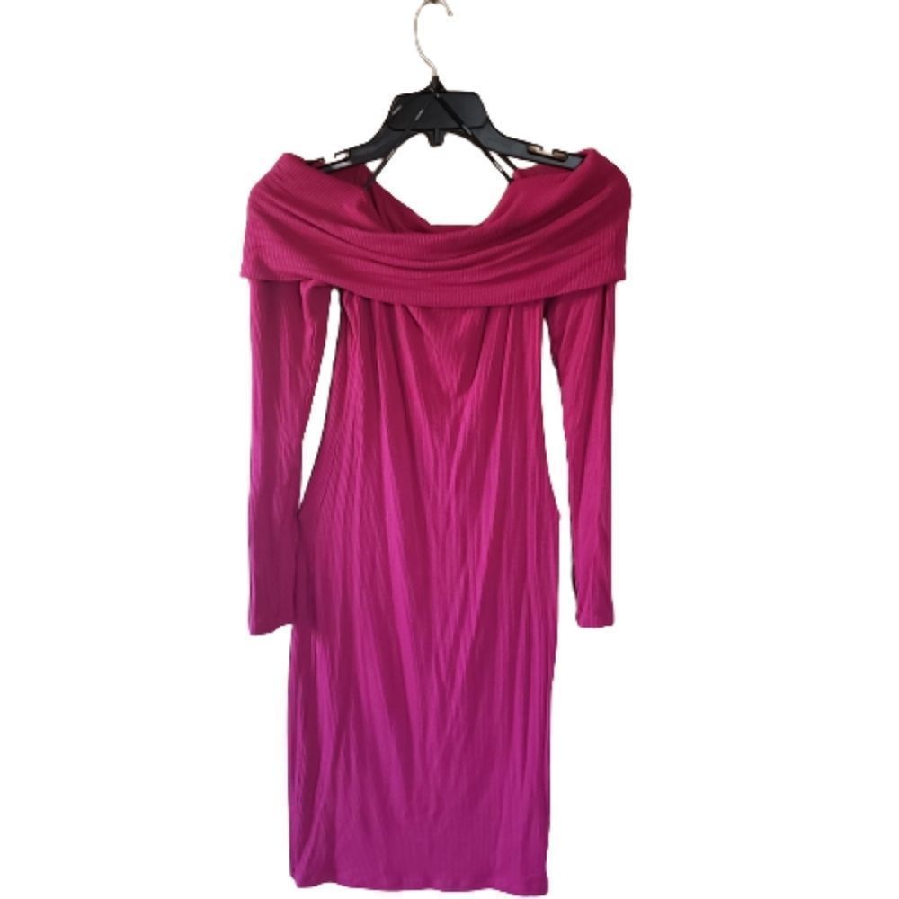 Woman's Forever21 Off The Shoulder Dress Size Large